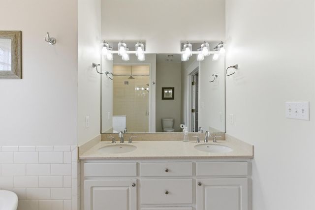 75 Timberton Dr., Hattiesburg, MS 39401