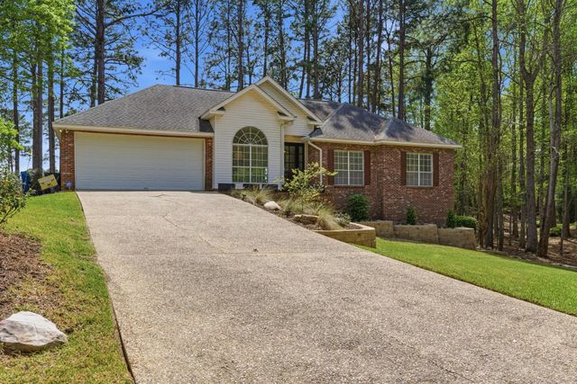 75 Timberton Dr., Hattiesburg, MS 39401