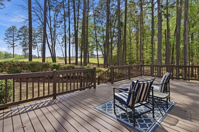 75 Timberton Dr., Hattiesburg, MS 39401