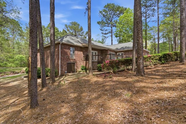 75 Timberton Dr., Hattiesburg, MS 39401
