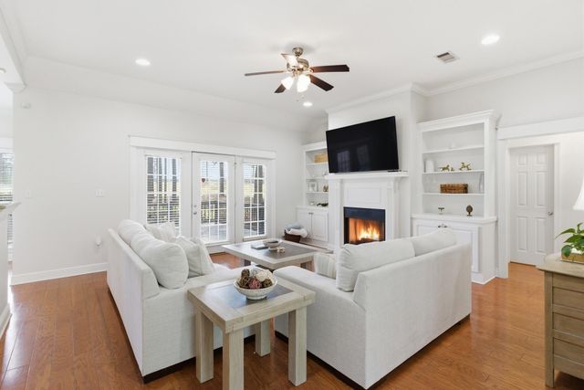 75 Timberton Dr., Hattiesburg, MS 39401