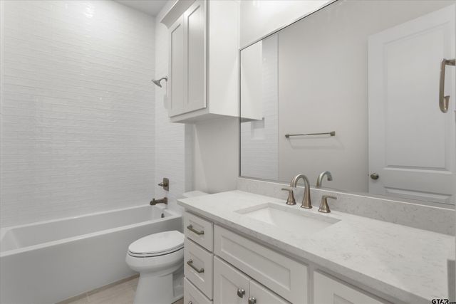 4475 Keechi Creek Rd, Tyler, TX 75703