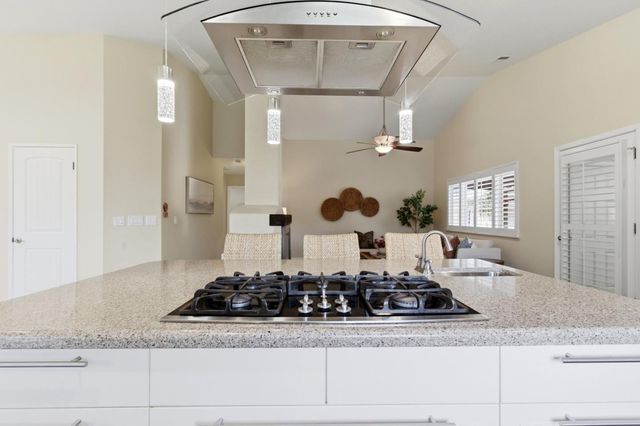 810 Capitola Drive, Hollister, CA 95023