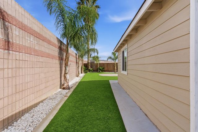 810 Capitola Drive, Hollister, CA 95023