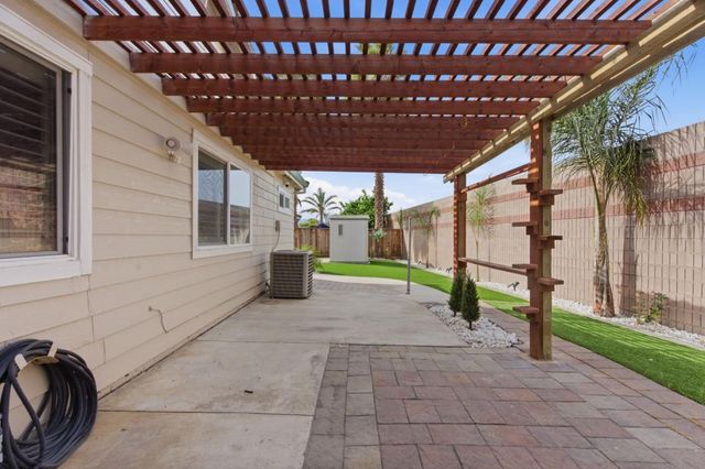 810 Capitola Drive, Hollister, CA 95023