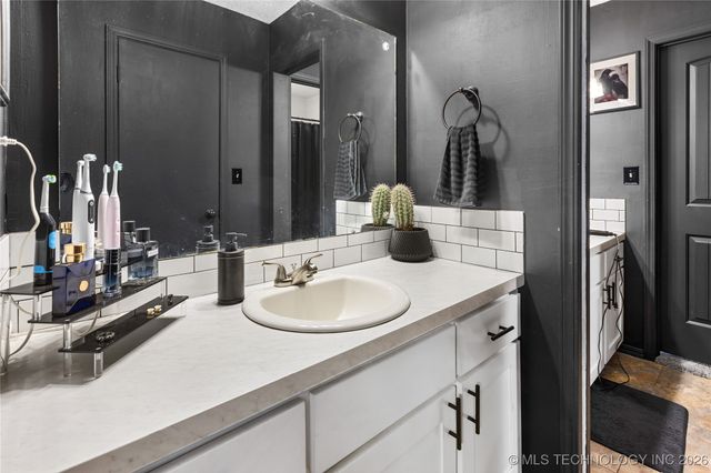 3111 Tull, Muskogee, OK 74403