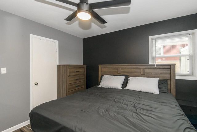 4042 S 60th STREET, Milwaukee, WI 53220