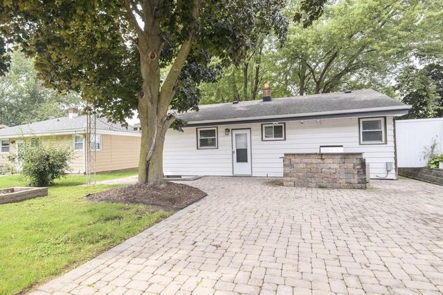 4042 S 60th STREET, Milwaukee, WI 53220