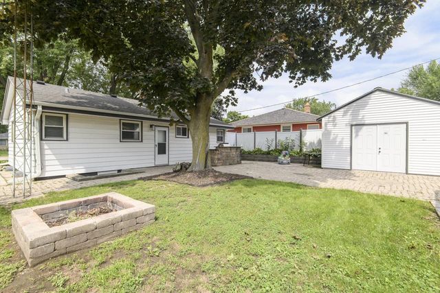 4042 S 60th STREET, Milwaukee, WI 53220