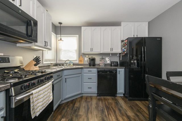 4042 S 60th STREET, Milwaukee, WI 53220