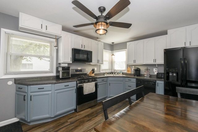 4042 S 60th STREET, Milwaukee, WI 53220