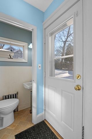 1 Bond Street, Swampscott, MA 01907