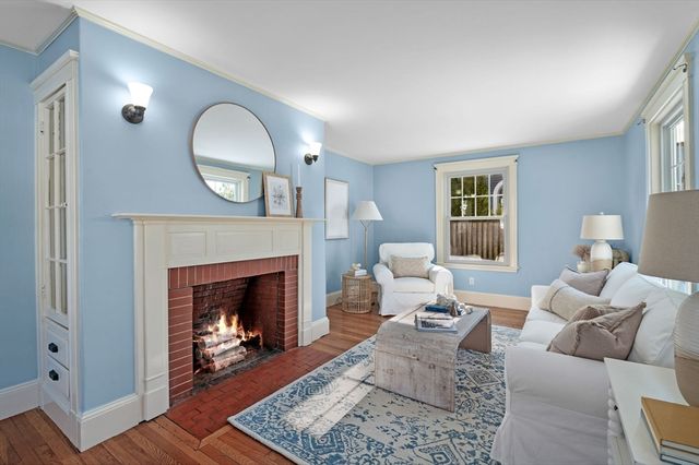 1 Bond Street, Swampscott, MA 01907