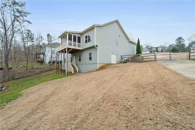 222 Woods Circle, Ball Ground, GA 30107