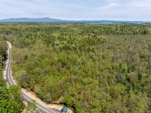 547 White Oaks Road, Laconia, NH 03246