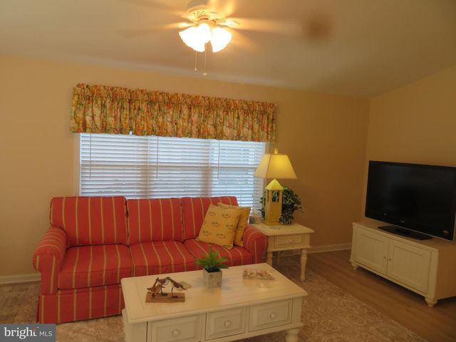 219 TIMBERLINE CIR, Berlin, MD 21811