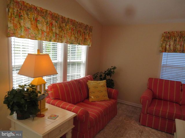 219 TIMBERLINE CIR, Berlin, MD 21811