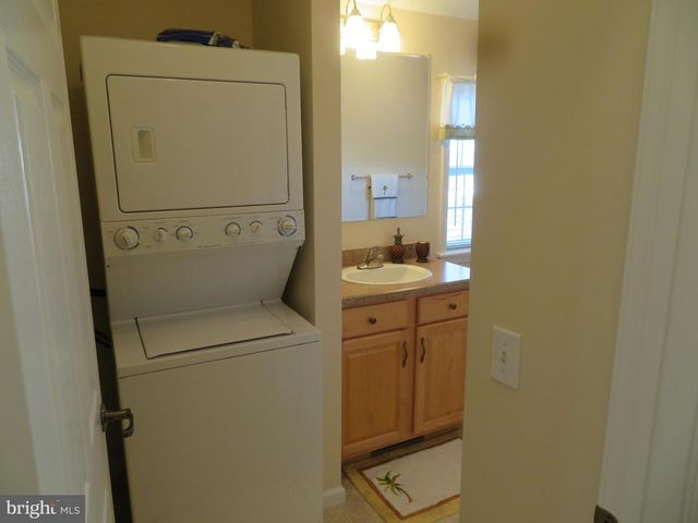 219 TIMBERLINE CIR, Berlin, MD 21811