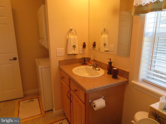 219 TIMBERLINE CIR, Berlin, MD 21811