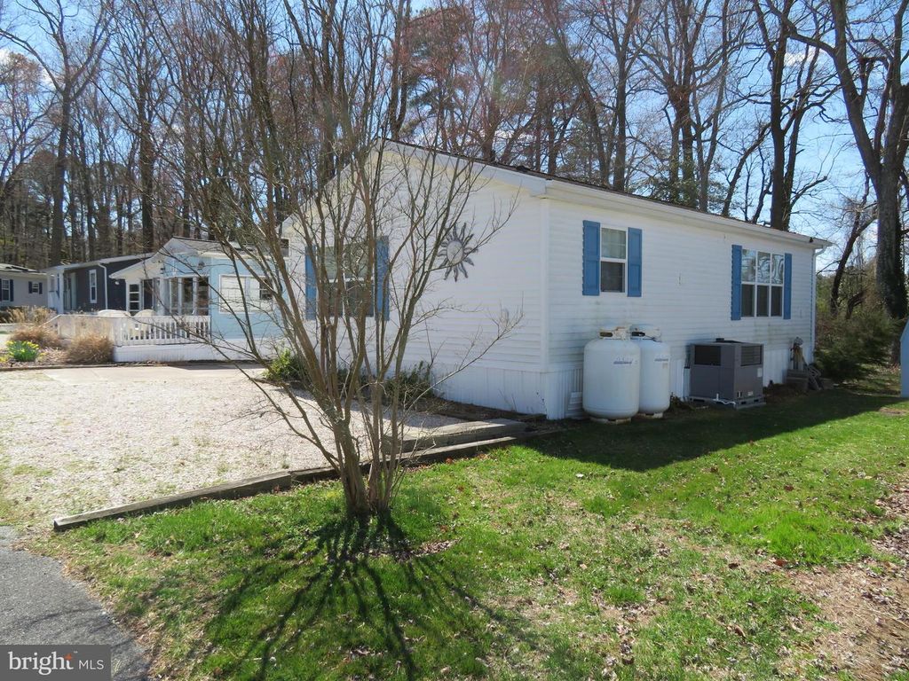 219 TIMBERLINE CIR, Berlin, MD 21811