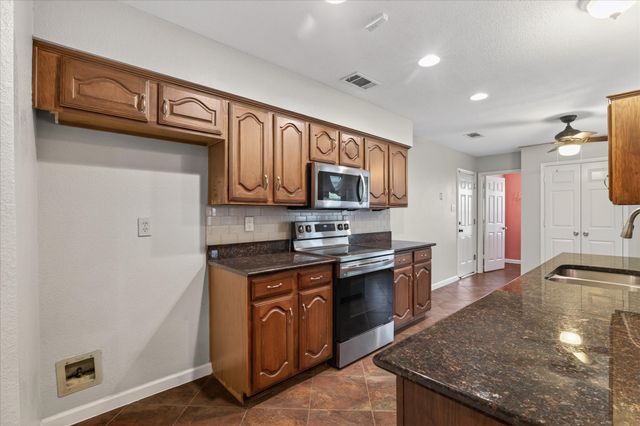 6816 Aimpoint Drive, Plano, TX 75023