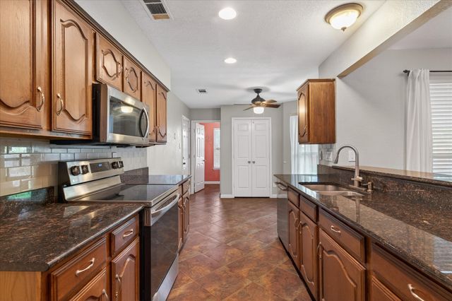 6816 Aimpoint Drive, Plano, TX 75023