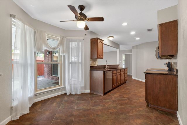 6816 Aimpoint Drive, Plano, TX 75023