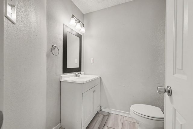 6705 Ashglen Place, Plano, TX 75023