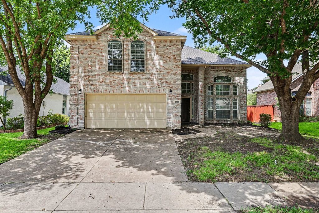 6705 Ashglen Place, Plano, TX 75023