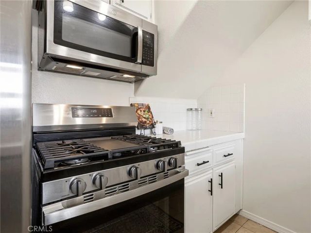 11044 Acama Street 302, Studio City, CA 91602