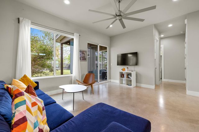 1210 Stobaugh ST A, Austin, TX 78757