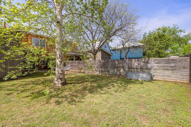 1210 Stobaugh ST A, Austin, TX 78757