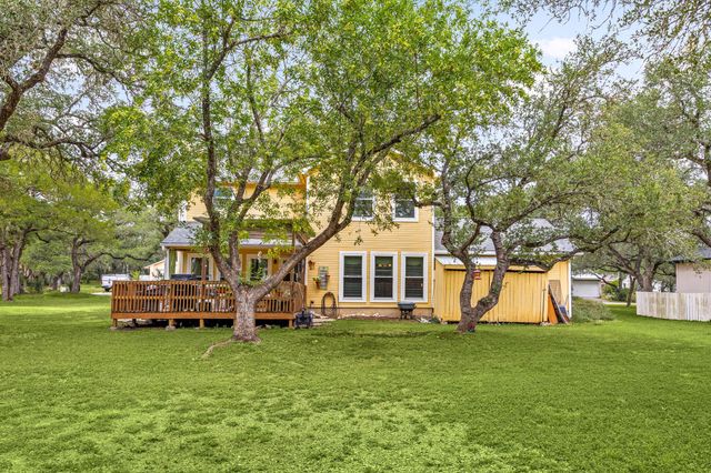 20 Westwood DR, Wimberley, TX 78676