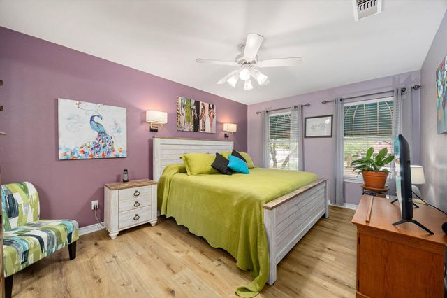 20 Westwood DR, Wimberley, TX 78676