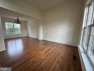 105 FREDERICKSBURG DR, Stephens City, VA 22655