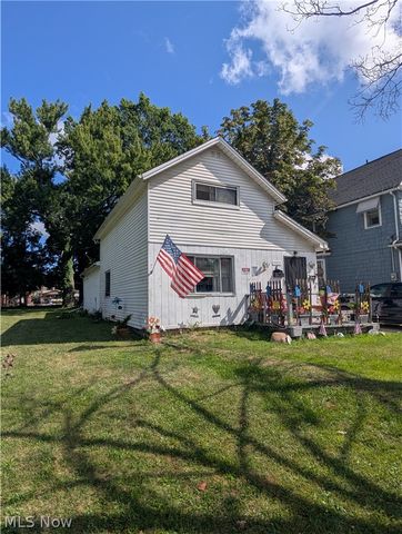 15321 Ridpath Avenue, Cleveland, OH 44110