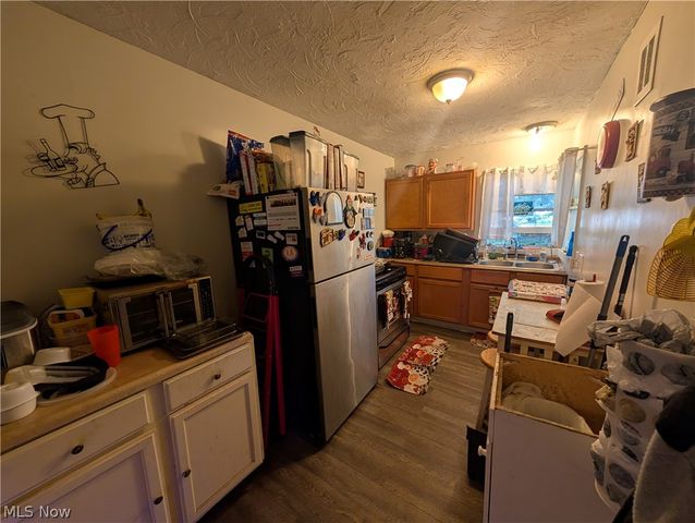 15321 Ridpath Avenue, Cleveland, OH 44110
