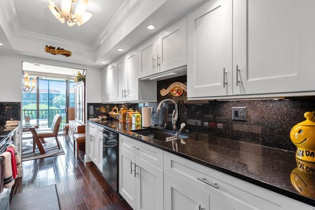 800 Jeffery Street 303, Boca Raton, FL 33487