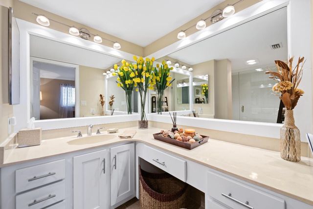 800 Jeffery Street 303, Boca Raton, FL 33487