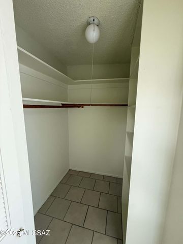 5433 E 30th St Apt E, Tucson, AZ 85711