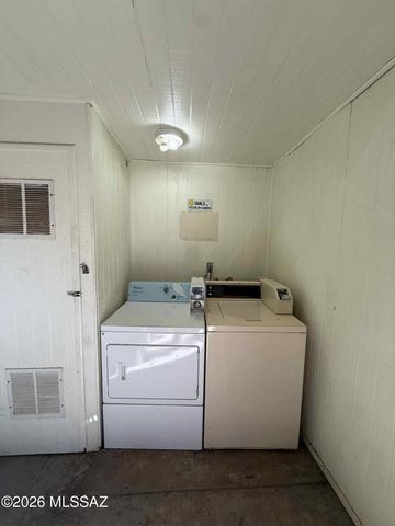 5433 E 30th St Apt E, Tucson, AZ 85711