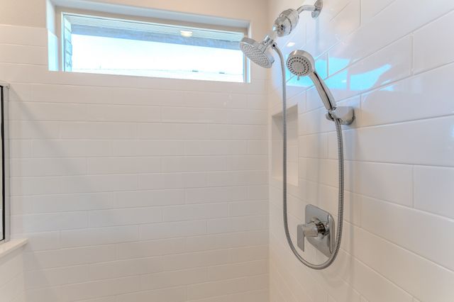 521 Dunmore Drive, Fort Worth, TX 76052