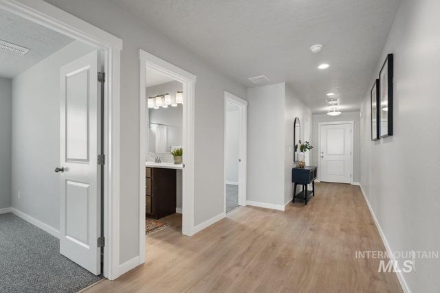 7700 E Meriwether Dr, Nampa, ID 83687