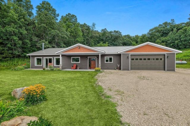 N7534 Skoy Coulee Road, Mindoro, WI 54644