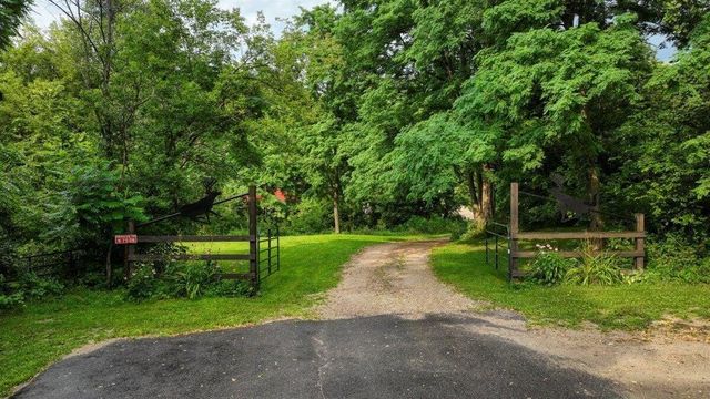N7534 Skoy Coulee Road, Mindoro, WI 54644