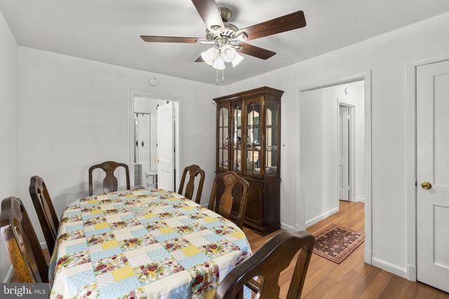 945 KINWAT AVE, Essex, MD 21221