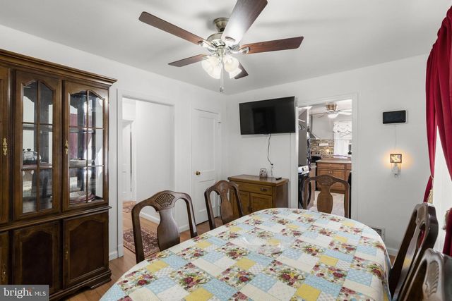 945 KINWAT AVE, Essex, MD 21221