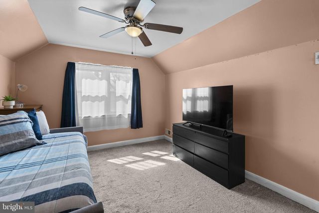 945 KINWAT AVE, Essex, MD 21221