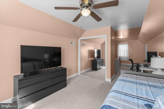 945 KINWAT AVE, Essex, MD 21221