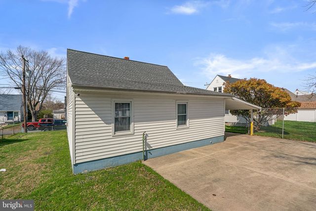 945 KINWAT AVE, Essex, MD 21221